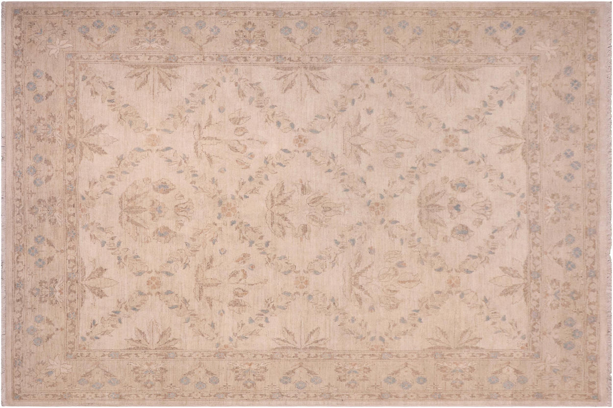 Chic Zeigler Russell Ivory/Beige Wool Rug - 7'11'' x 9'6''