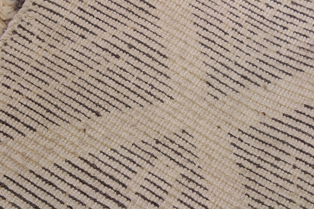 handmade Geometric Moroccan Grey Ivory Hand Knotted RECTANGLE 100% WOOL area rug 5' x 8'