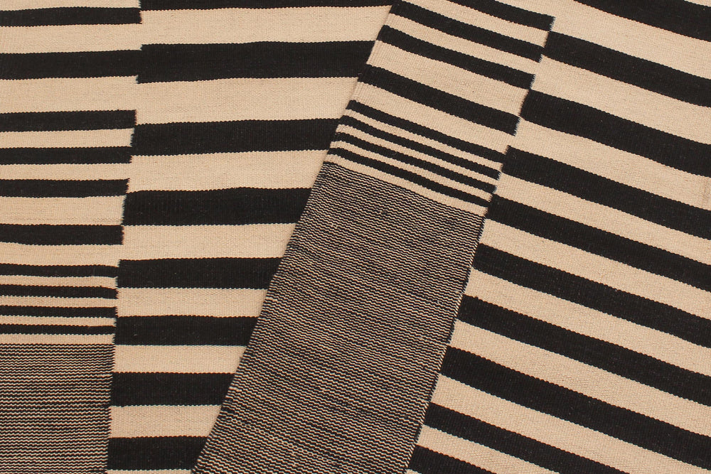 handmade Modern Kilim Beige Black Hand-Woven RECTANGLE 100% WOOL area rug 6' x 8'