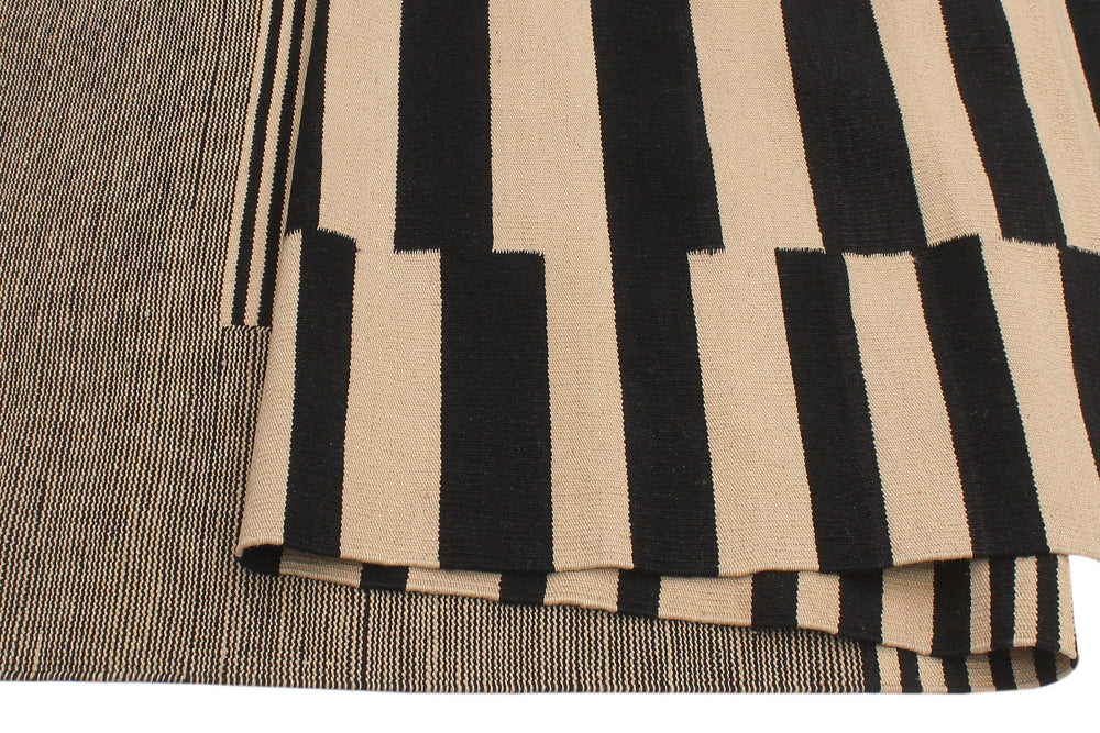 handmade Modern Kilim Beige Black Hand-Woven RECTANGLE 100% WOOL area rug 6x8