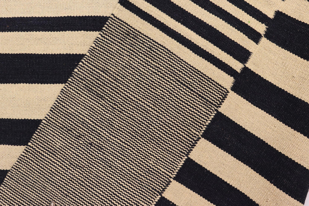 handmade Modern Kilim Beige Black Hand-Woven RECTANGLE 100% WOOL area rug 6' x 8'