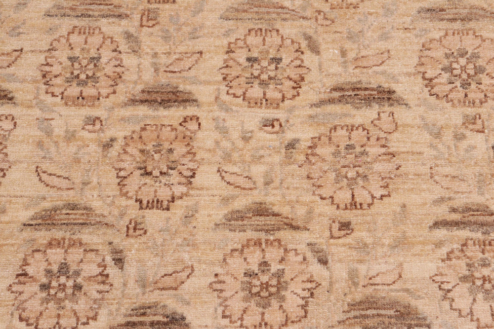 handmade Modern Kafkaz Lt. Tan Gold Hand Knotted RECTANGLE 100% WOOL area rug 8' x 10'