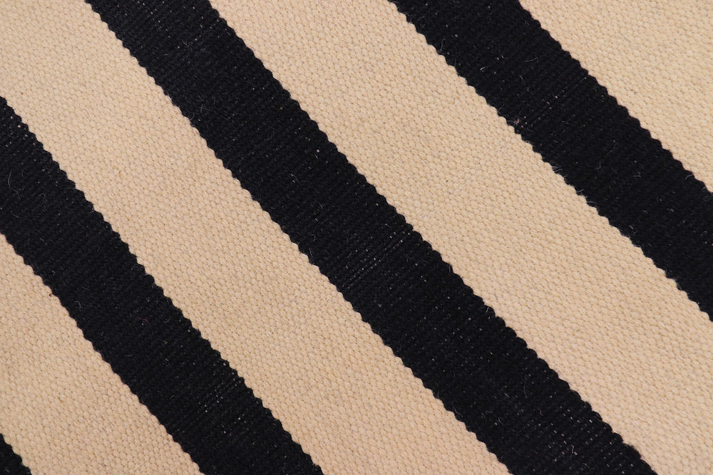 handmade Modern Kilim Beige Black Hand-Woven RECTANGLE 100% WOOL area rug 5x6