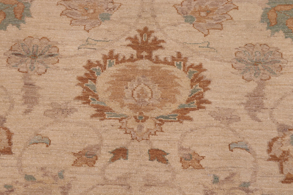 handmade Traditional Kafkaz Ivory Lt. Brown Hand Knotted RECTANGLE 100% WOOL area rug 6x9