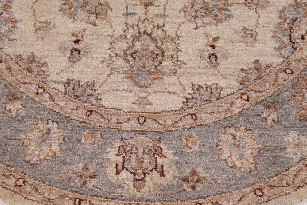 handmade Traditional Kafkaz Ivory Gray Hand Knotted ROUND 100% WOOL area rug 4' x 4'