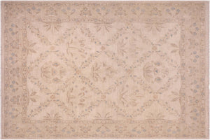 Chic Zeigler Russell Ivory/Beige Wool Rug - 7'11'' x 9'6''