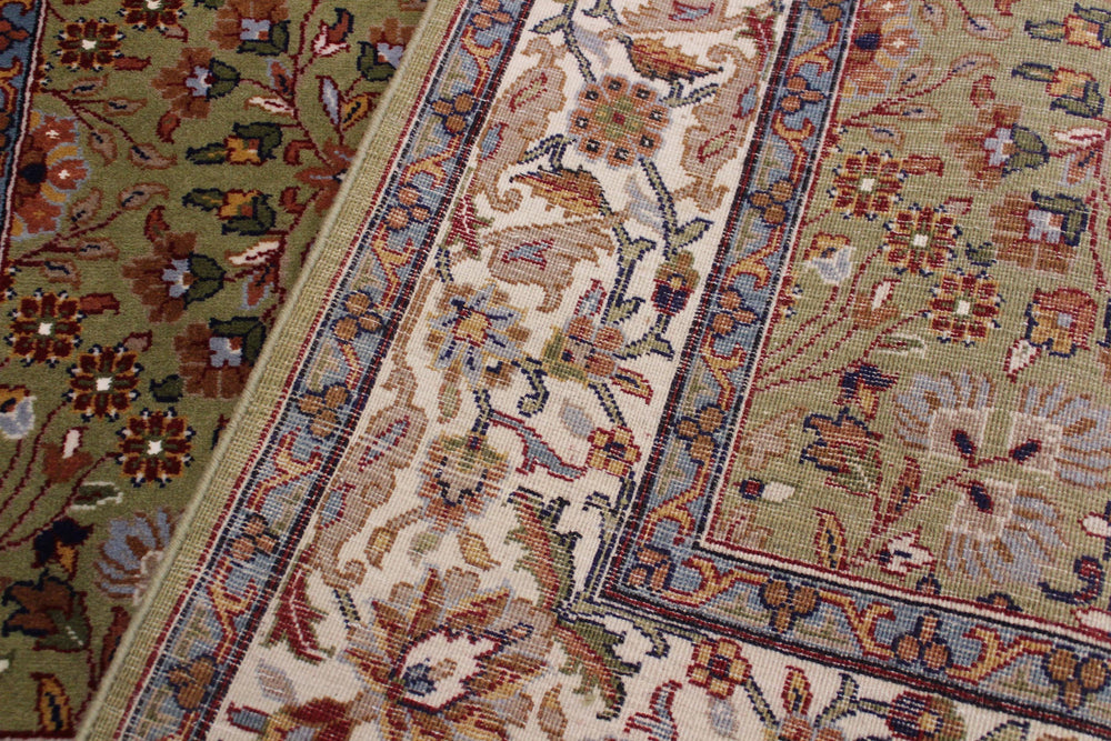 handmade Traditional Hereke Green Ivory Hand Knotted RECTANGLE WOOL&SILK area rug 4' x 6'