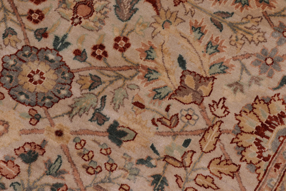 handmade Traditional  Lt. Tan Lt. Tan Hand Knotted RECTANGLE 100% WOOL area rug 8' x 10'